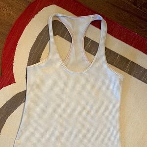Lululemon white racerback tank size 4
